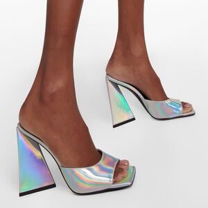 The Attico Devon Metallic Leather Mules IT36.5